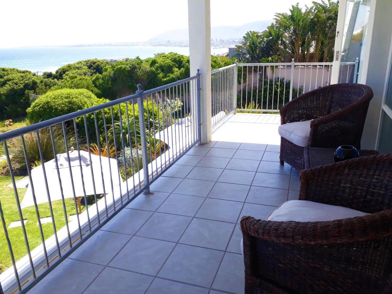Hermanus Beach Villa Екстериор снимка